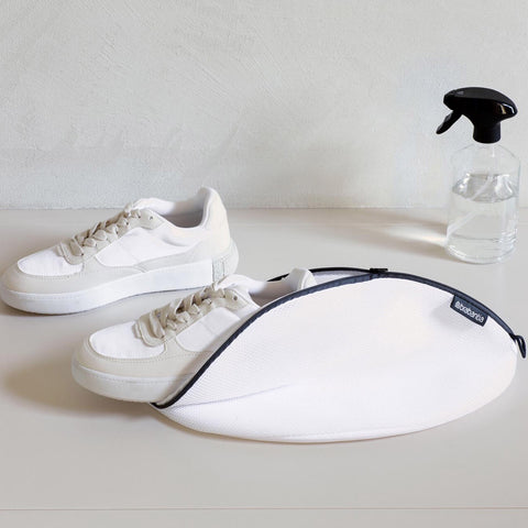 Sneaker Wash Bag - White w/ Grey Zipper