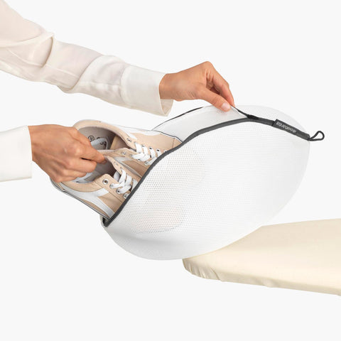 Sneaker Wash Bag - White w/ Grey Zipper