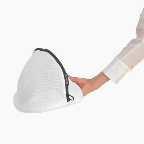 Sneaker Wash Bag - White w/ Grey Zipper