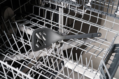 Slotted Turner / 13520