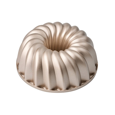 Classic Fluted Cake Pan 24cm