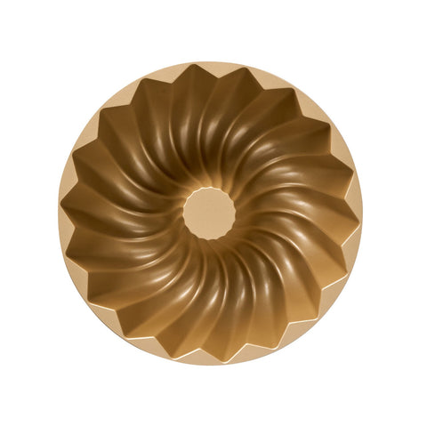 Classic Fluted Cake Pan 24cm