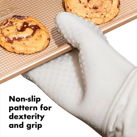 Good Grips Silicone Oven Mitt - Oat