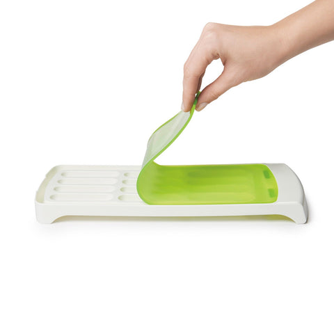 No-Spill Ice Stick Tray