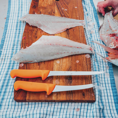 Swibo 20cm Curved Flexible Filleting Knife with Sheath