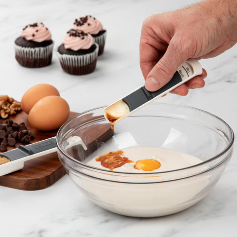 Adjustable Measuring Cup & Spoon Set