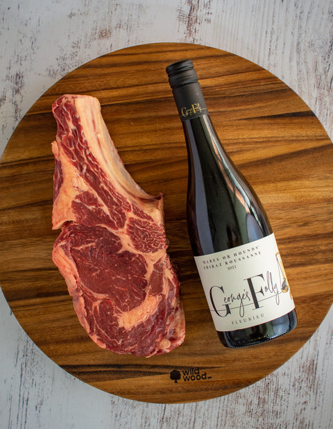 Stockton Display & Cutting Board with Stainless Steel Band