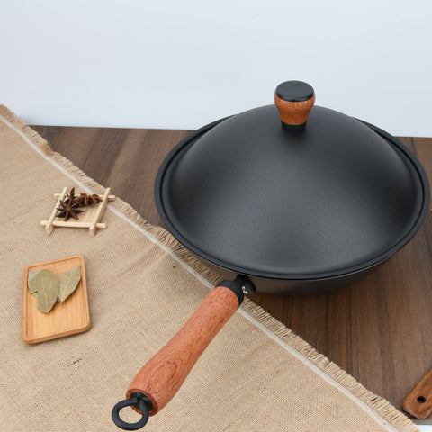 NITRI-BLACK™ Rust-Proof Iron Wok