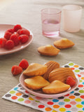 Snack Collection Accessory Plates - Mini Madeleines
