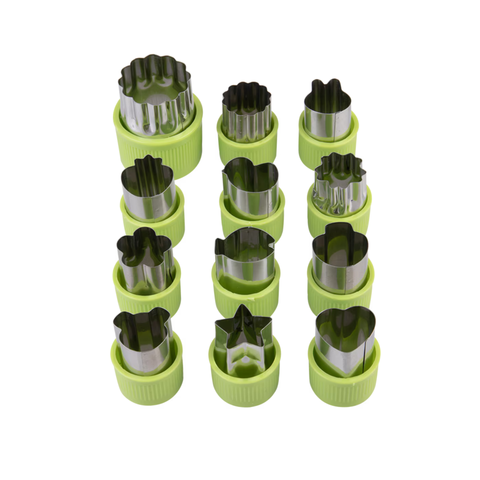 Fruit & Vegetable Cutters Set 12 Assorted Shapes - Green