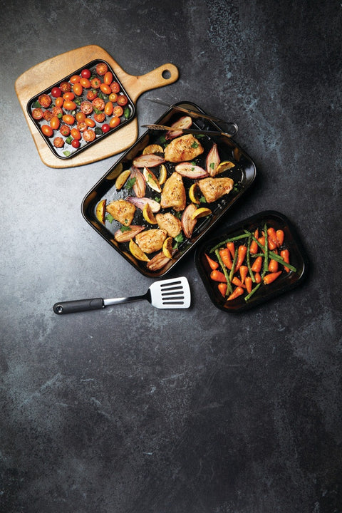 Pro Vitreous Enamel Baking Sheet 24x18cm