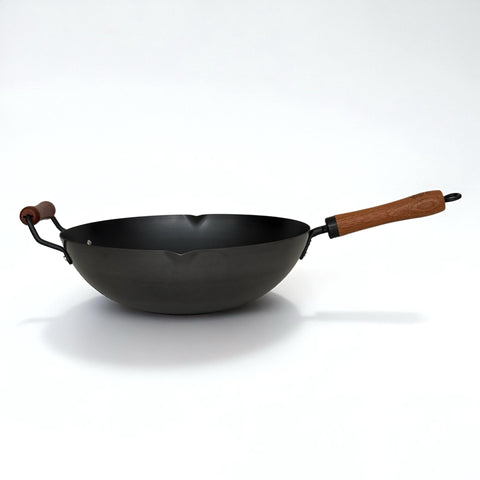 Rust-Resistant Lightweight Iron Wok with Steel Lid 33cm