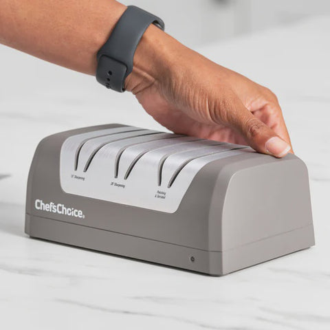 Rechargeable AngleSelect Electric Sharpener DC1520